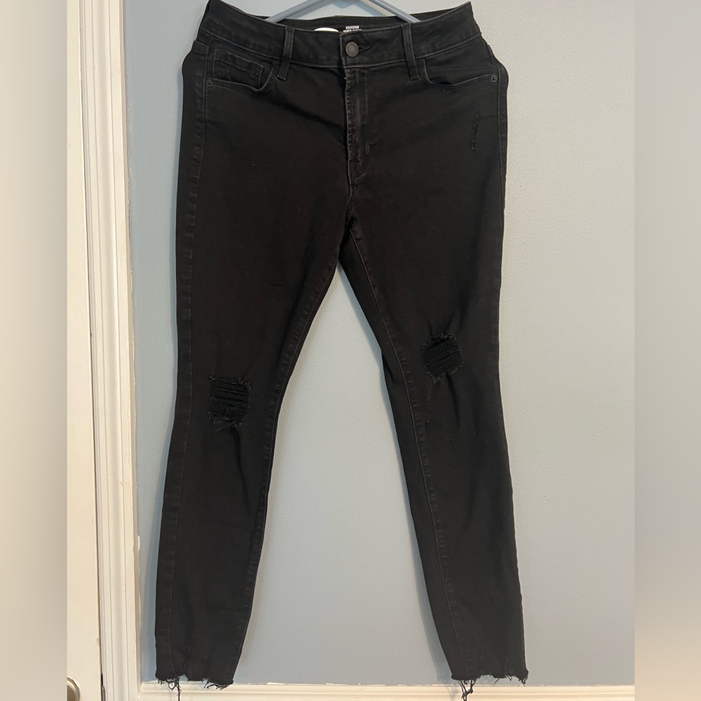 Black Mid-Rise Skinny Jeans- Size 6